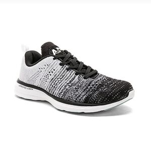 APL TechLoom Pro running shoes,sneakers, Vegan,8.5